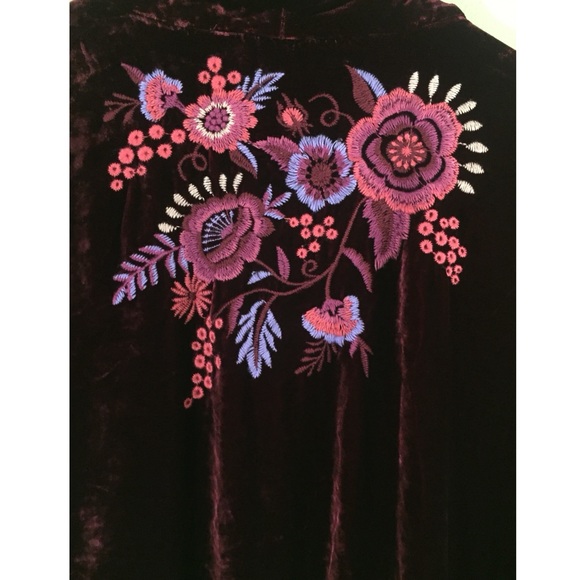 Johnny Was Marcella Embroidered Velvet Cardigan - Picture 3 of 7
